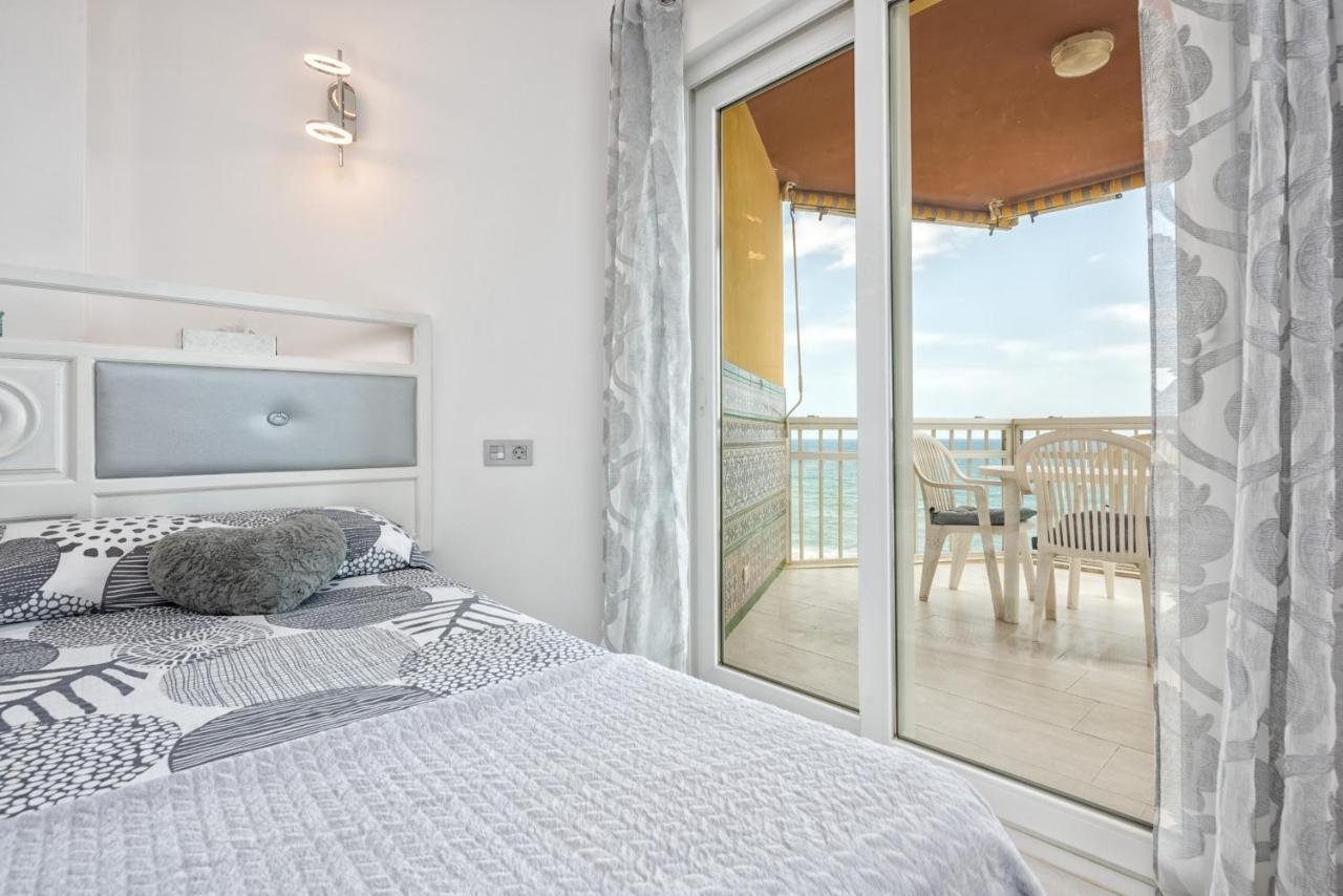 Wintowinrentals Relax & Frontal Sea View In Fuengirola Eksteriør billede