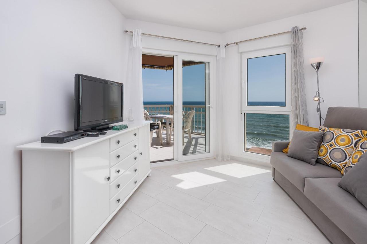 Wintowinrentals Relax & Frontal Sea View In Fuengirola Eksteriør billede