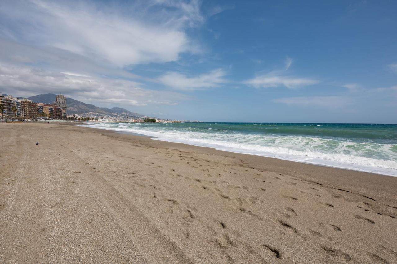 Wintowinrentals Relax & Frontal Sea View In Fuengirola Eksteriør billede